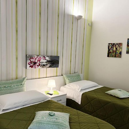 B&B Dei Mercanti Σαλέρνο Εξωτερικό φωτογραφία