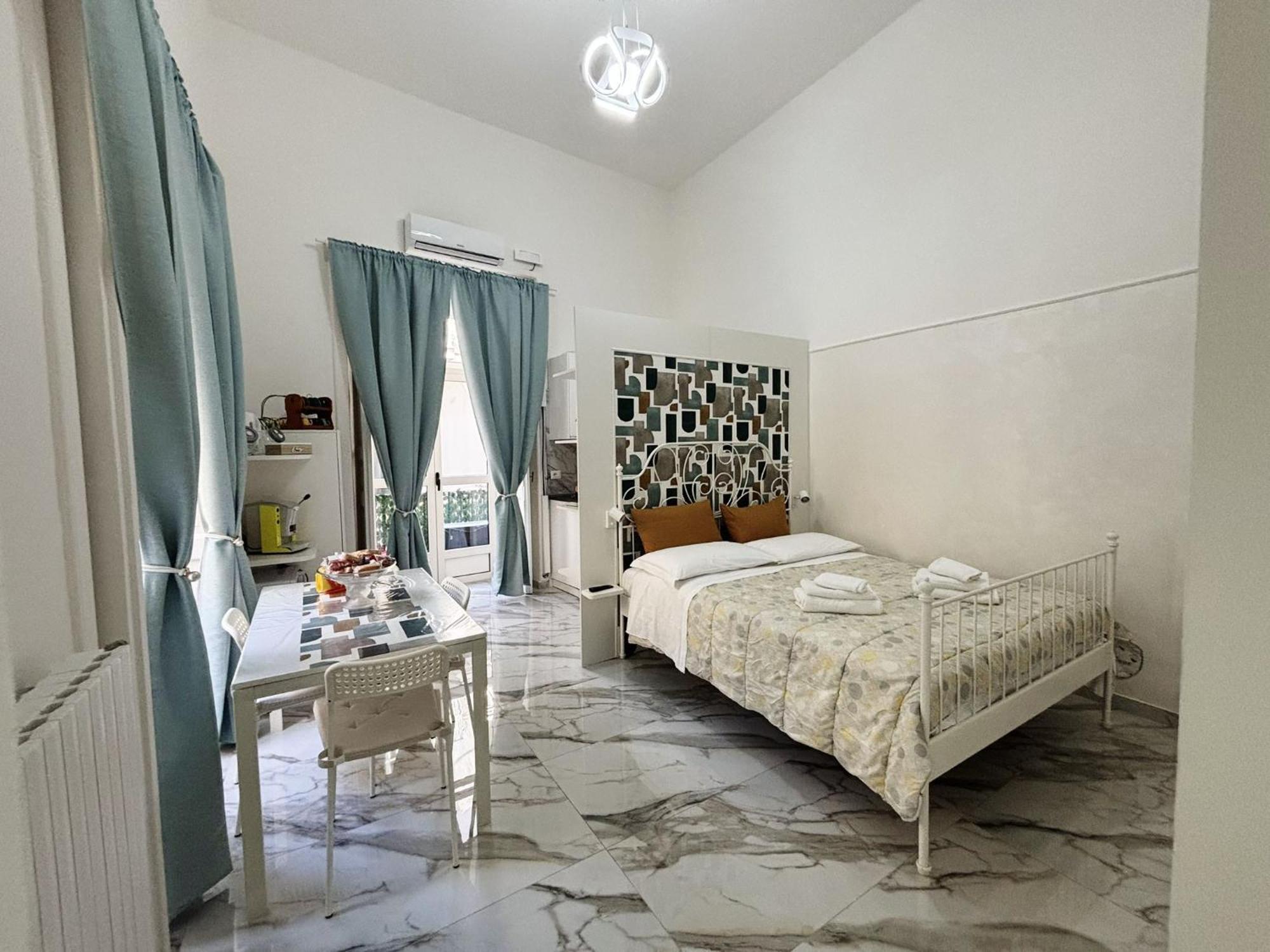 B&B Dei Mercanti Σαλέρνο Εξωτερικό φωτογραφία